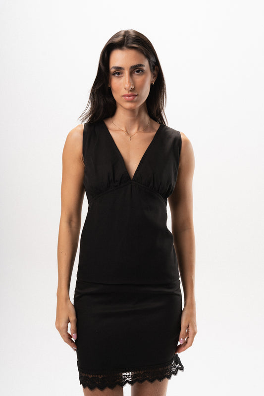 The Ease Top